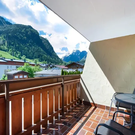 Bergblick Anna In With Balcony * كابرون
